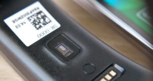 Polar H10 Review 2026: The Gold-Standard Heart Rate Strap Samsung Galaxy S5 with Gear Fit smartwatch